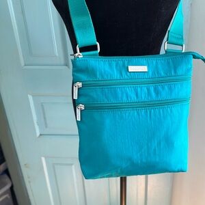 Baggallini medium crossbody organizer
RFID  water resistant teal